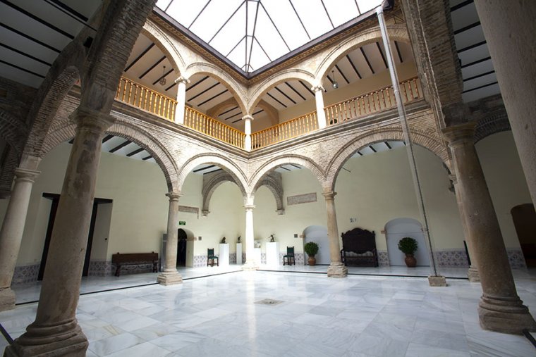 Centro Cultural Baños Árabes. Palacio de Villardompardo